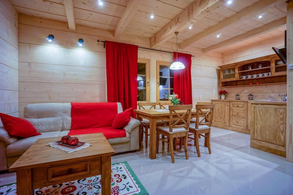 Domek Goralski Symek Poronin Buitenkant foto